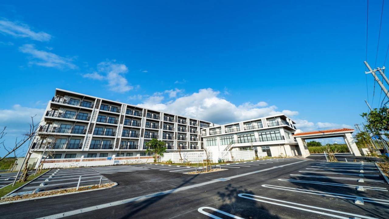 Hotel Torifito Miyakojima Resort Buitenkant foto
